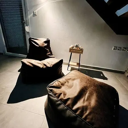 Escala Double Loft 1 & Parking In The Center *