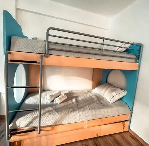 Escala Double Loft 1 & Parking In The Center Apartament *